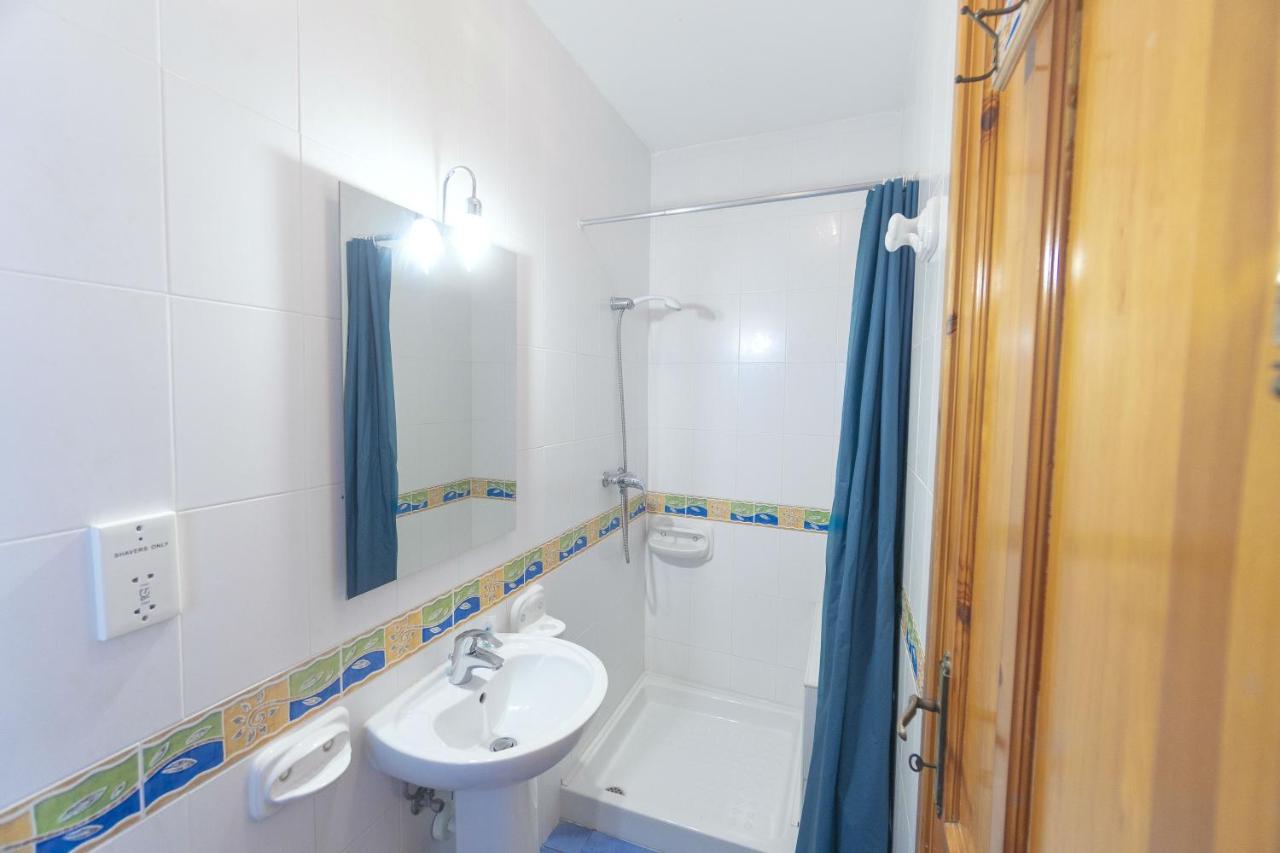 Harbour Lights Seafront 2 Bedroom Apartments With Panoramic Sea Views - By Getawaysmalta Сейнт Полс Бей Екстериор снимка