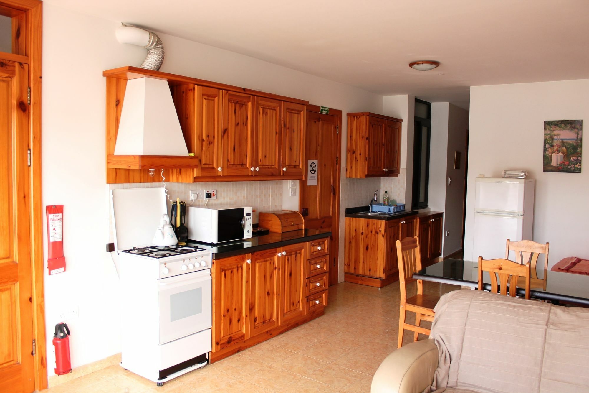 Harbour Lights Seafront 2 Bedroom Apartments With Panoramic Sea Views - By Getawaysmalta Сейнт Полс Бей Екстериор снимка