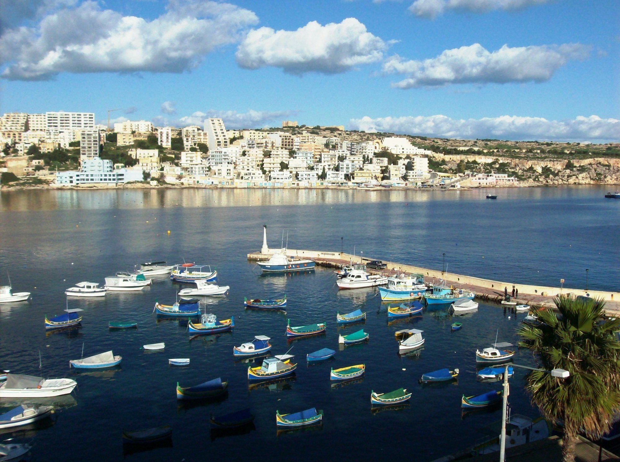 Harbour Lights Seafront 2 Bedroom Apartments With Panoramic Sea Views - By Getawaysmalta Сейнт Полс Бей Екстериор снимка